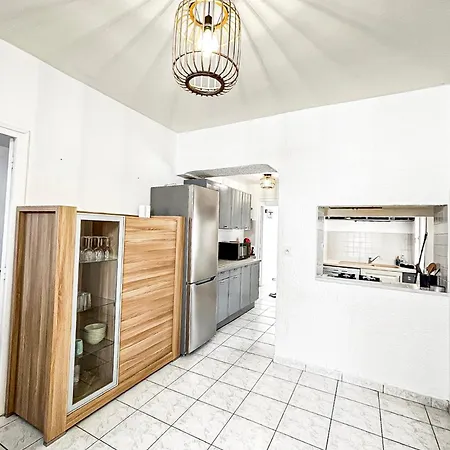 Le Grand Horizon Rochelais, A 5min, Parking Nyaraló