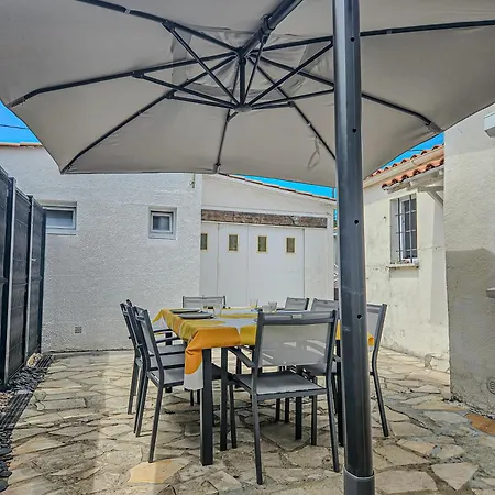 Le Grand Horizon Rochelais, A 5min, Parking Nyaraló