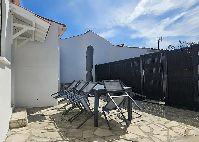 Grand Horizon Rochelais, A 5min, Parking Feriehus La Rochelle (Charente-Maritime)