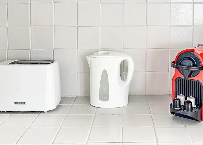 Le Grand Horizon Rochelais, A 5min, Parking