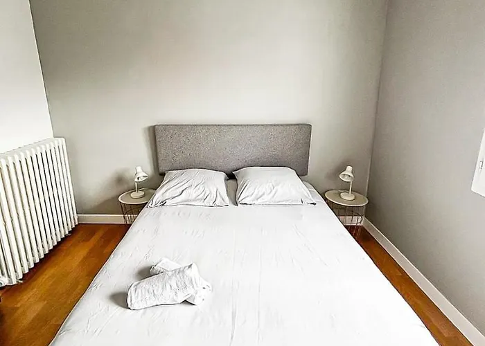 Le Grand Horizon Rochelais, A 5min, Parking