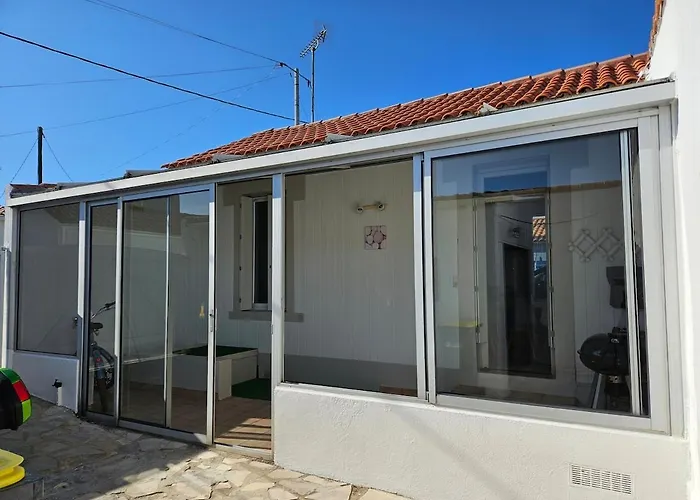 Le Grand Horizon Rochelais, A 5min, Parking